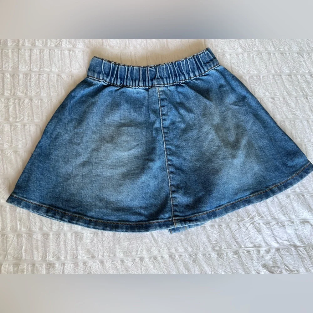 OshKosh B'gosh Girls Blue Denim Skirt Size 6/6X NWOT